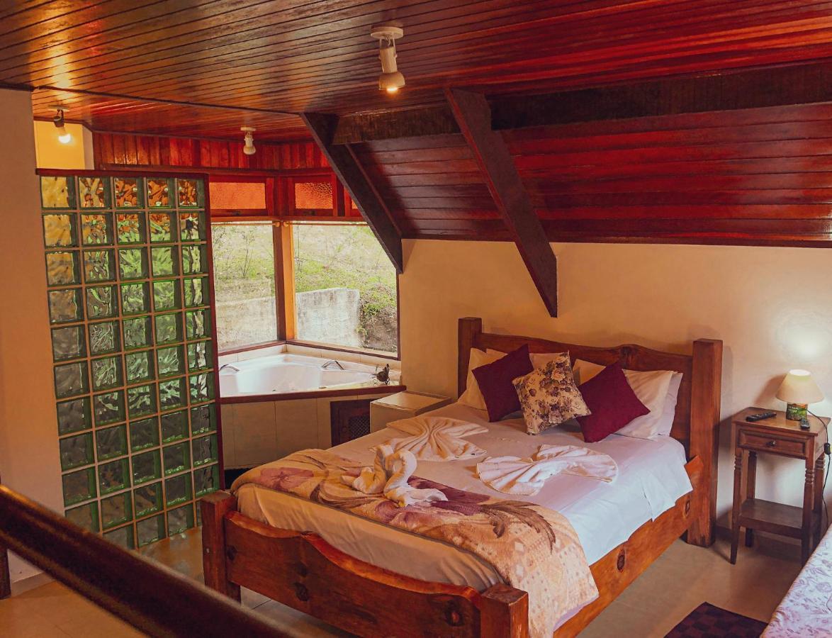 Pousada Vila Lubia - Chales Monte Verde Monte Verde  Eksteriør billede